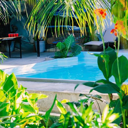 Ananas Guesthouse Moalboal Eksteriør bilde